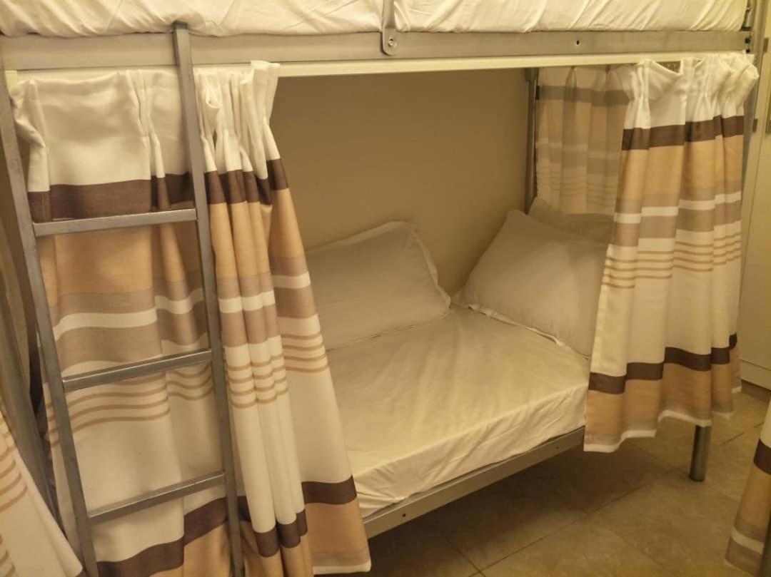 California Hostel ดูไบ ภายนอก รูปภาพ